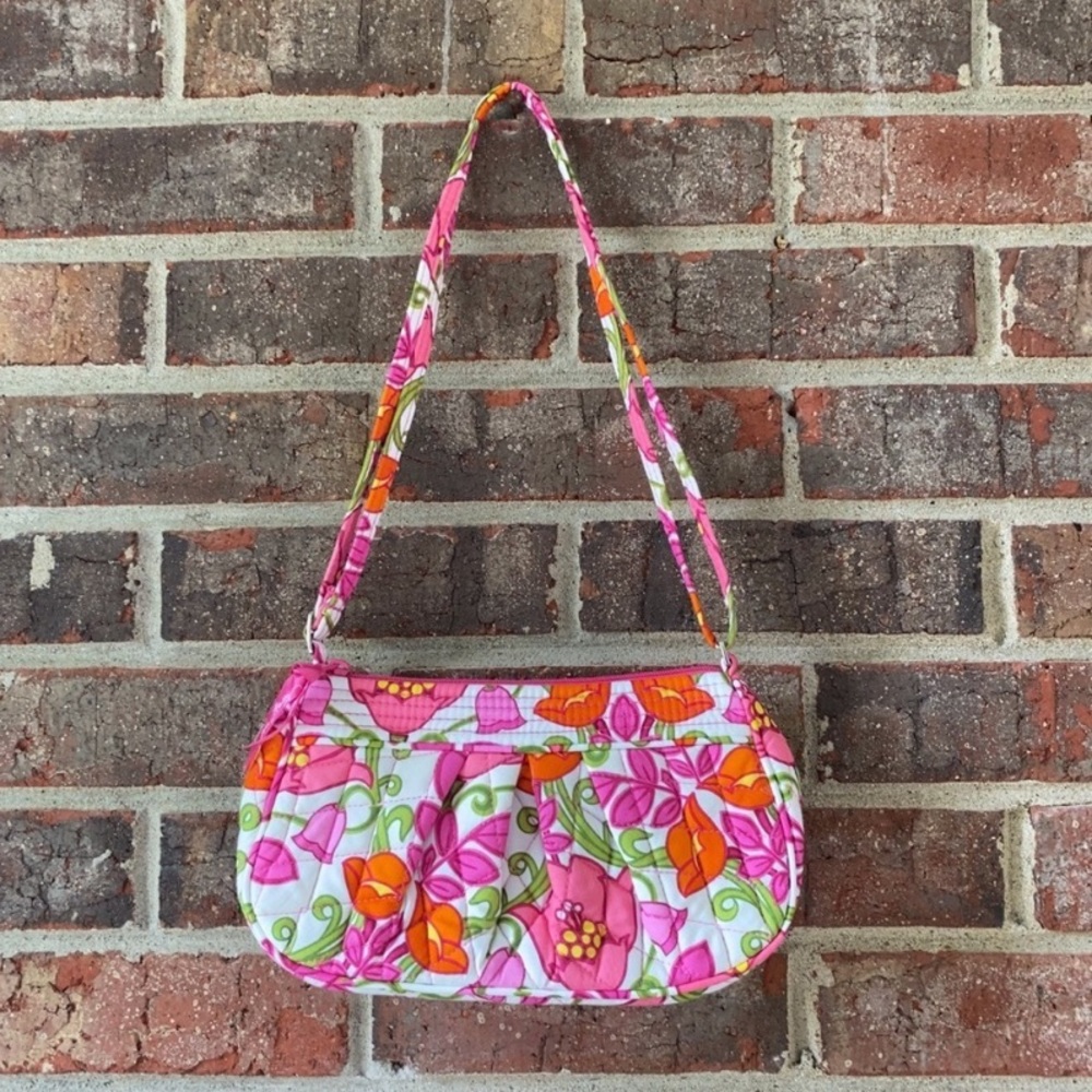 Vera Bradley Handbag in Lilli Bell Pattern